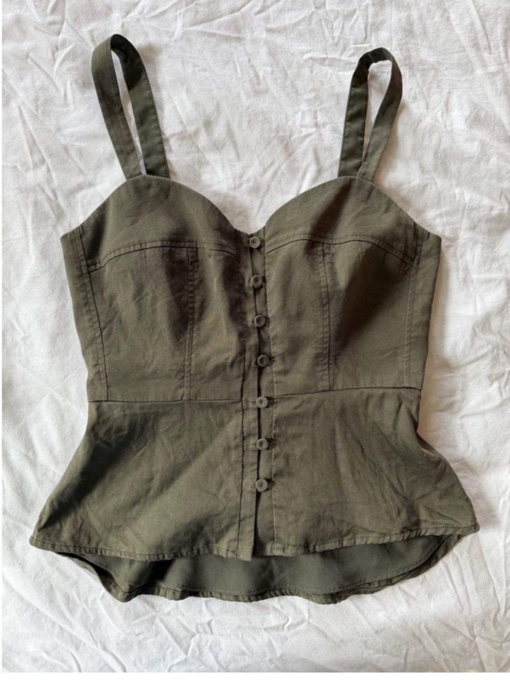 BCBGMAXAZRIA Olive Green Button Front Peplum Tank Top XS Parisian Luxury Travel